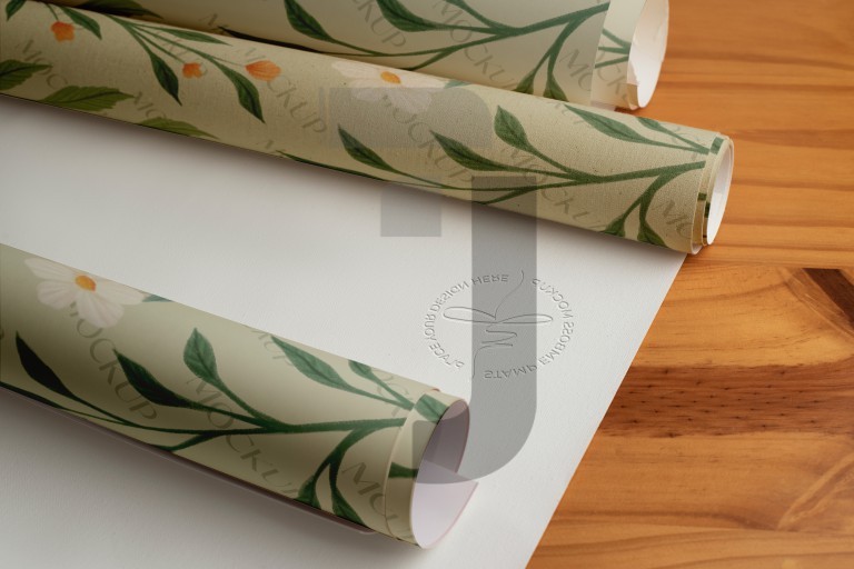 فایل لایه باز موکاپ کاغذ کادو لوله شده