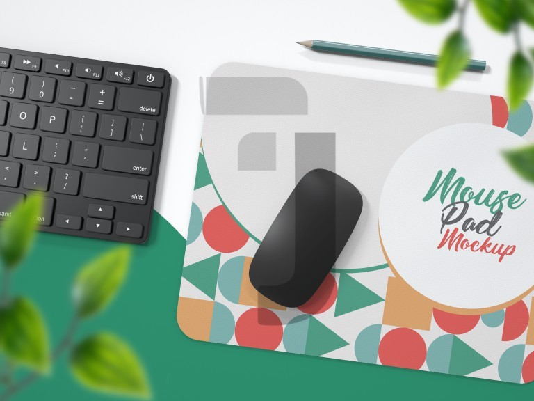 فایل لایه باز موکاپ پد ماوس با صفحه کلید