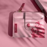 فایل لایه باز موکاپ طرح کیف پول