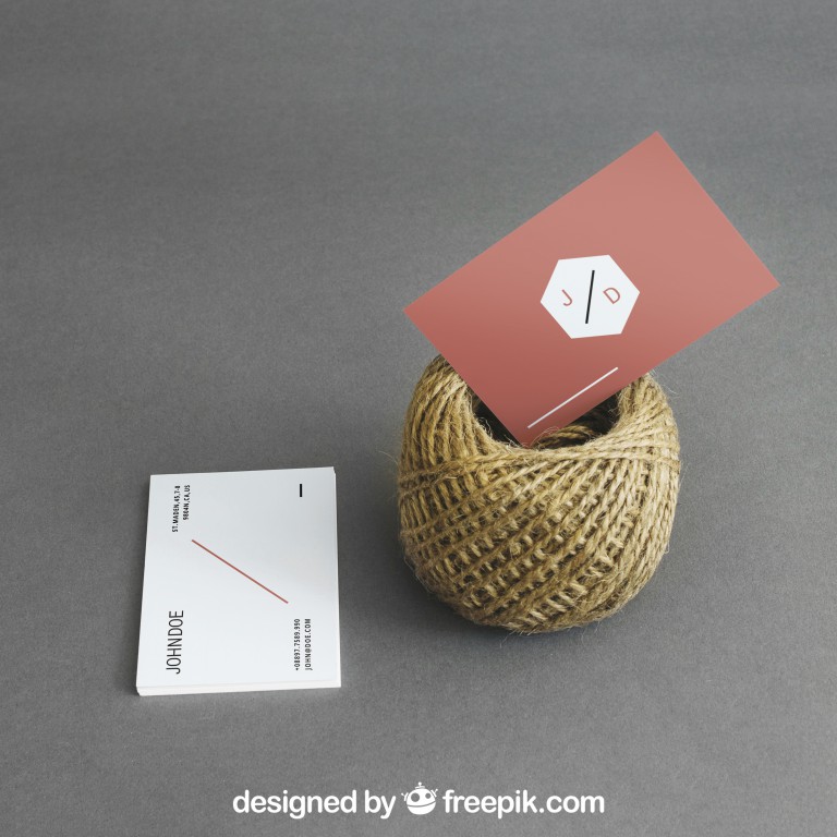 فایل لایه باز موکاپ کارت ویزیت با پس زمینه ساده روشن