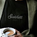 فایل لایه باز موکاپ لوگوی تیشرت زنانه زیبا فایل لایه باز موکاپ لوگوی تیشرت زنانه زیبا