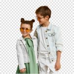 فایل لایه باز دختر و پسر خردسال با عینک آفتابی و کاپشن جین