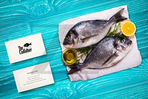 موکاپ کارت ویزیت رستوران غذاهای دریایی