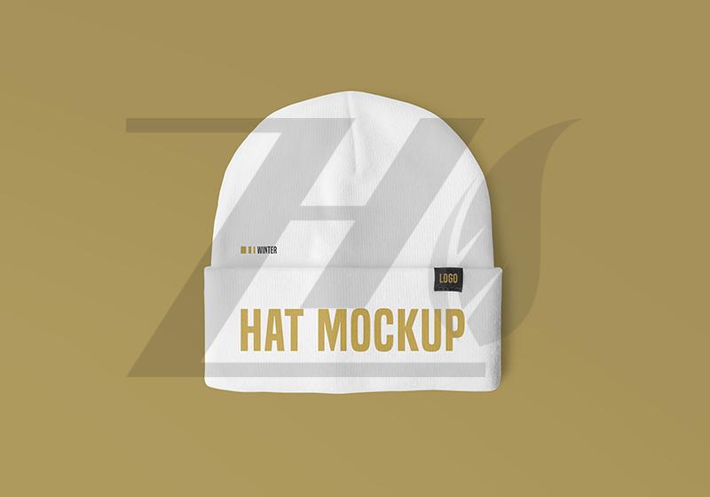 موکاپ لوگو روی کلاه بافتنی رنگ سفید